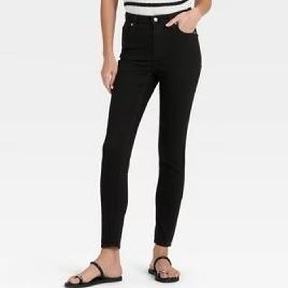 Universal Thread Women's High-Rise Everyday Skinny Jeans